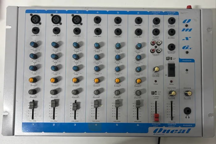 Mesa de Som Oneal OMX-6x Áudio