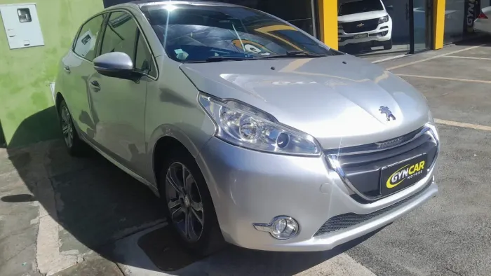 Peugeot 208 Griffe 1.6 Flex 16V 5P Aut. 2014