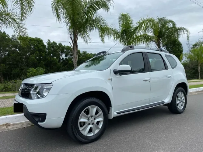 Renault Duster Dynamique 2.0 Hi-flex 16V Aut. 2016