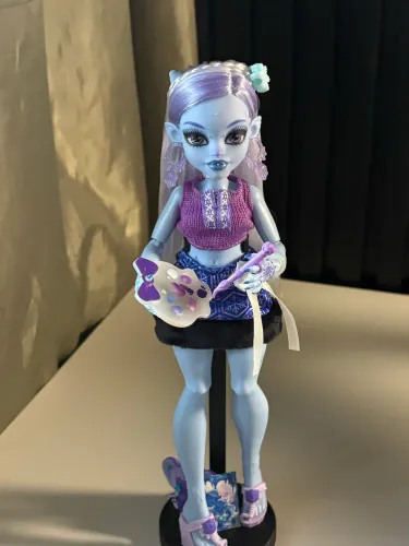 Monster High G3 Abbey Completa (com caixa)
