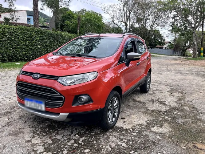 Ford Ecosport Freestyle 1.6 16V Flex 5P 2013