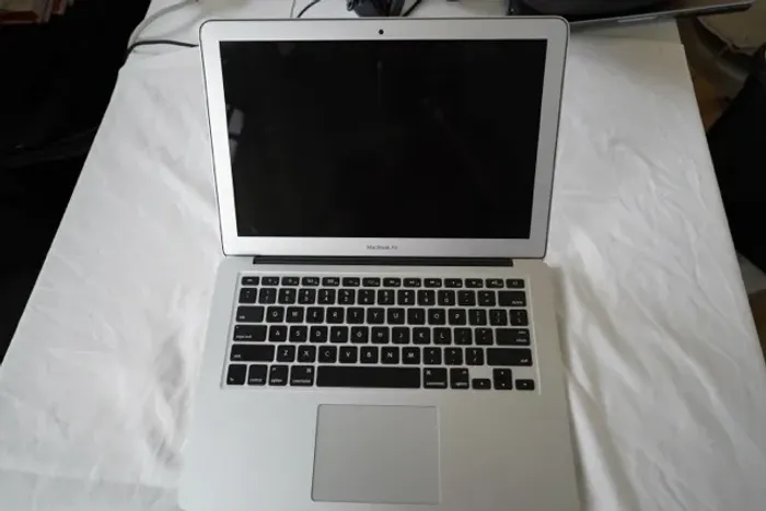 Macbook Air 13.3 8gb Ram 128gb Ssd Intel Core I5