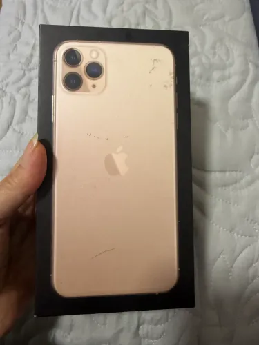 iphone Dourado 11 ProMax 512Gb