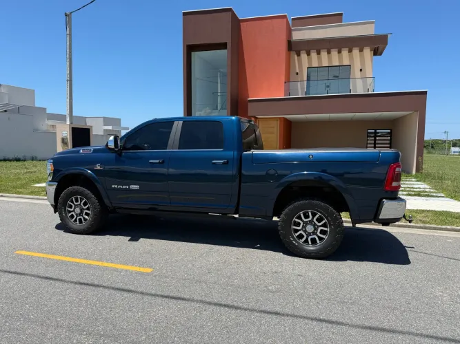 Ram 3500 Limited Longhorn 6.7 TB CD Diesel 2022