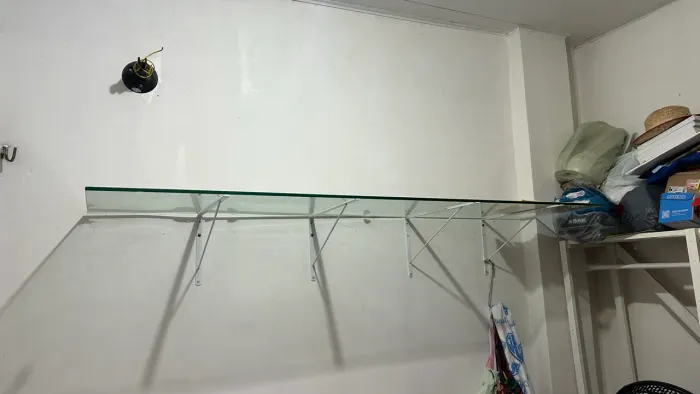 PRATELEIRA DE VIDRO