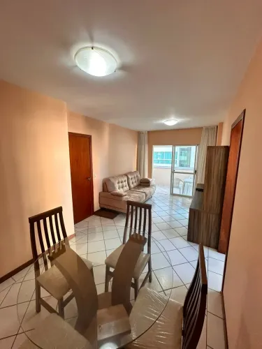 Apartamento 2 Quartos Sacada com Churrasqueira Centro Balneário Camboriú