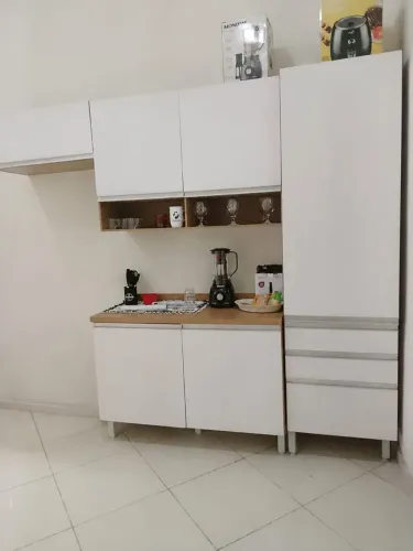 Vendo Armário de cozinha.