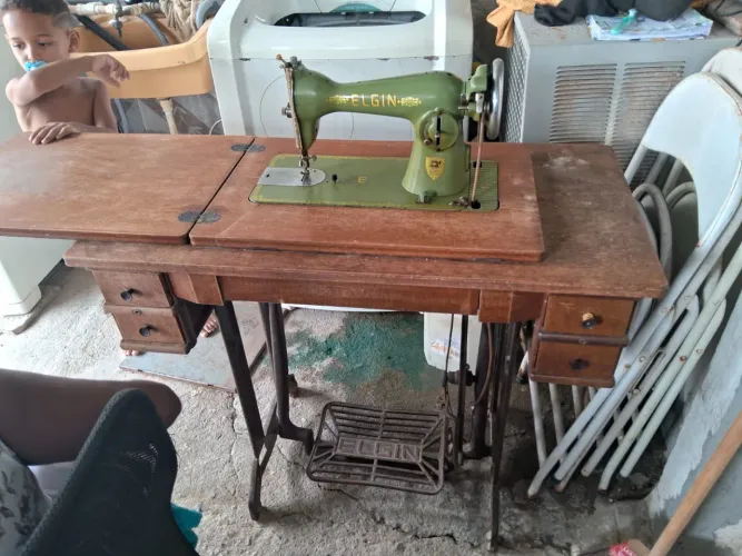 Máquina de costura
