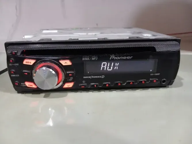 Radio Pioneer DEH-1380MP com Bluetooth