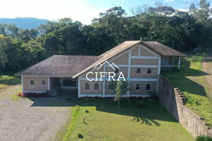 Galpão - Venda - 720m2 - Investimento - Antiga Vinícola - Rua Prefeito Luiz Adelar Soldate