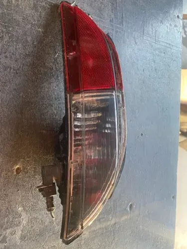Lanterna Traseira Direita Para-choque Fiat Punto