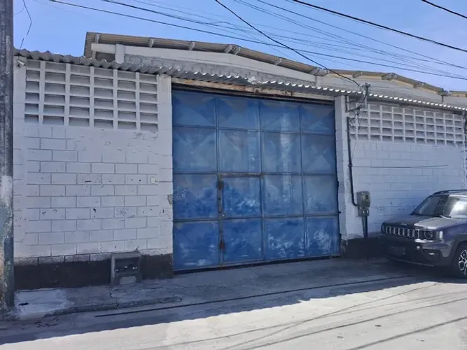 GALPÃO COMERCIAL em LAURO DE FREITAS - BA, BURAQUINHO