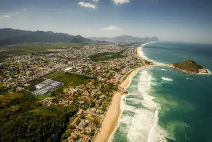 Condomínio Pé na areia no Recreio - 2 ou 3 dormitórios 