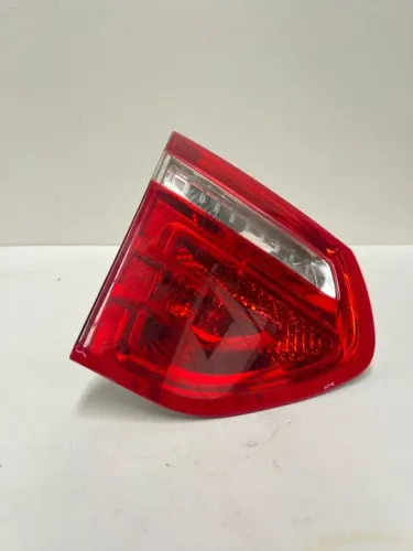 Lanterna Tampa Traseira | Citroën C4 Picasso | 2009/2014 | Lado Esquerdo (Usado/Original)