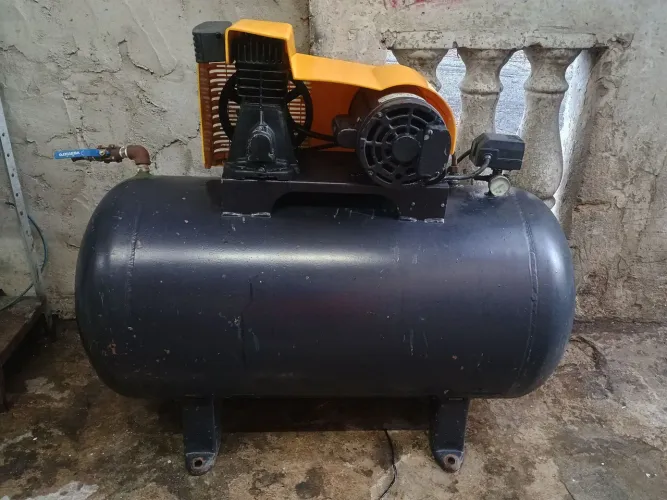 Compressor de ar 10 pés 200 litros