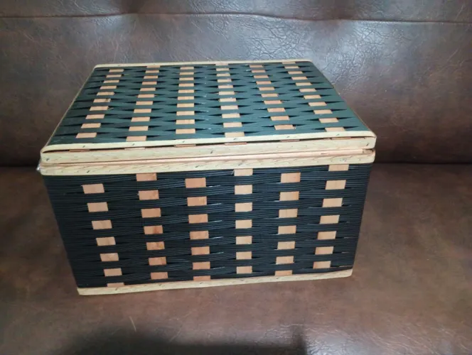 Cesta com Tampa nova