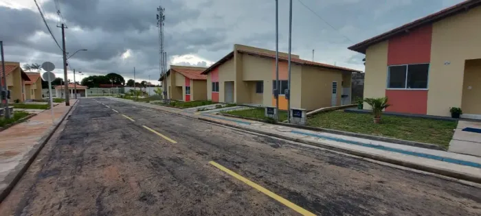 Vendo Chave de Casa no Condomínio Plaza das Flores Village 1