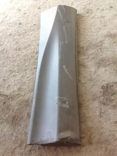 Aplique Detalhe Porta Traseira Esquerda Rav4 2014