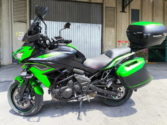 Kawasaki Versys 650 Tourer 2023 - Aventura, tecnologia e conforto