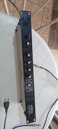 Camara de eco Voxman mod ECHOVERB DIGITAL DELAY 110/220