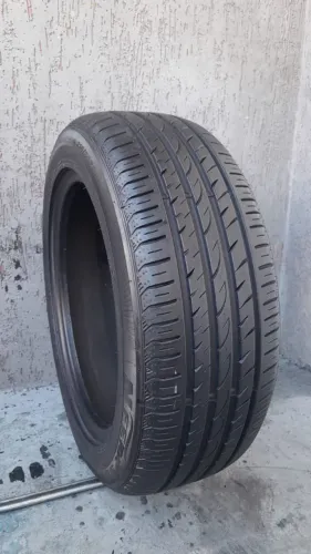 Pneu 215/55 aro 17 Nexen