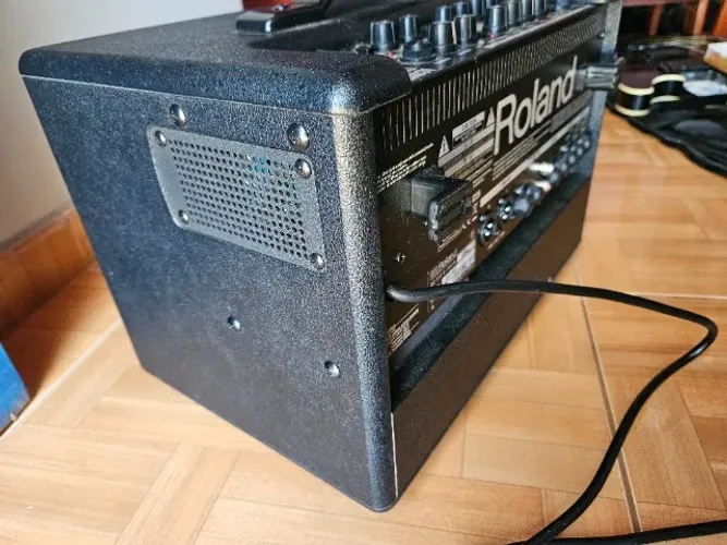 Amplificador Roland Ac-60 Com Efeitos Para Violão E Voz