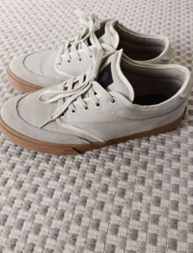 Tênis casual cinza - Conforto e estilo!