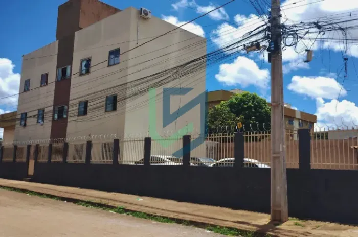 Apartamento 2 Quartos, atrás do shopping no Setor Mansões Olinda - Águas Lindas de Goiás.