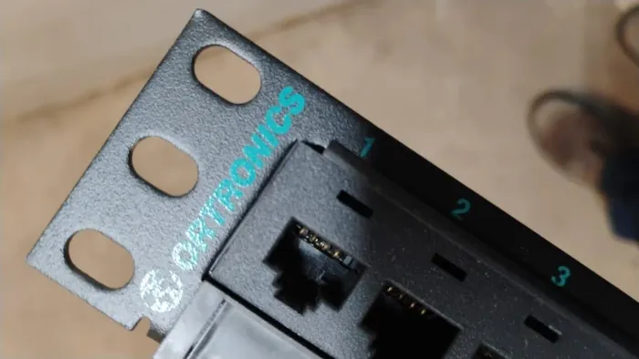 Petch penel 24 portas ortronics 