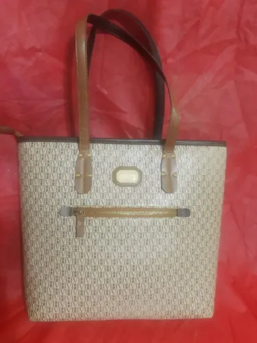 Bolsa em Couro da Victor Hugo - Leather Goods