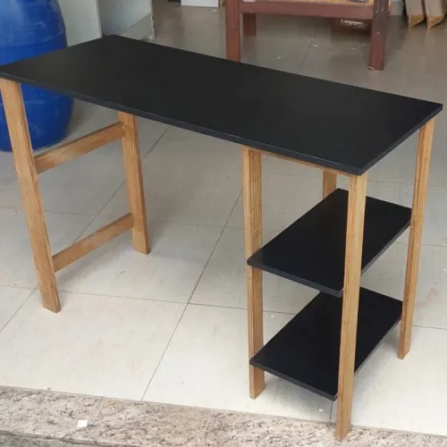 Escrivaninha com Prateleira em MDF Nova Fábricamos