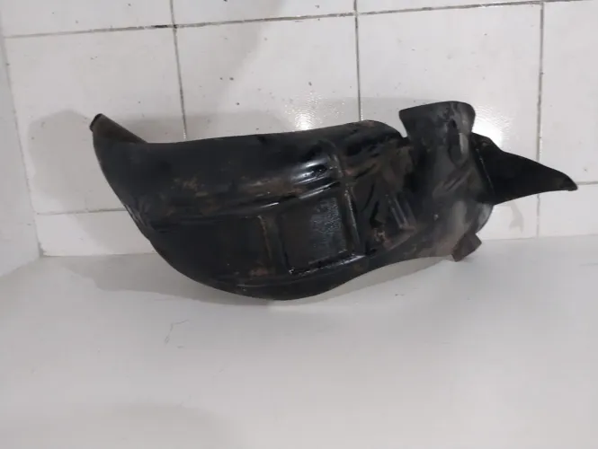 Para-barro traseiro Peugeot 308 408 lado direito