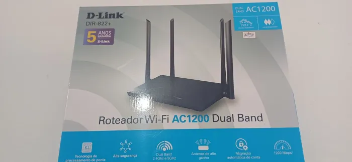 Roteador Wi-Fi D-Link DIR-822+ AC1200 Dual Band