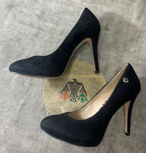 Sapato Scarpin Preto Carmim | Tam 39
