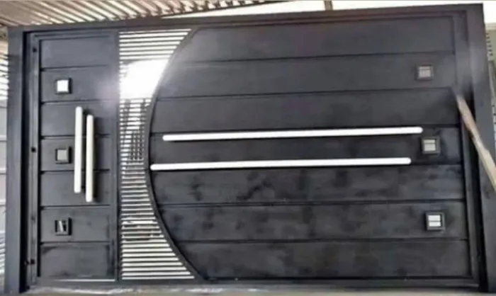 Portão de Garagem 5.80x2.50 Ferro Galvanizado 