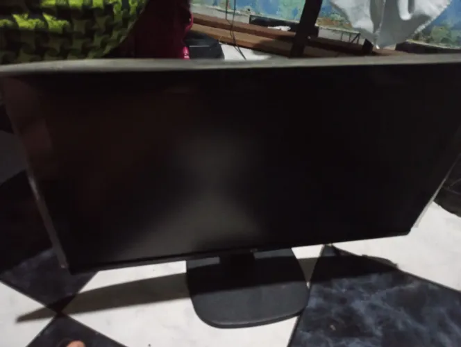 Monitor gamer cooler master 100hz Full HD 24 (com defeito)polegadas 