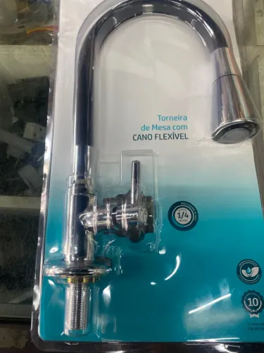 Torneira de Mesa com Canos Flexíveis - 1/4 de Volta - 10 Anos de Garantia