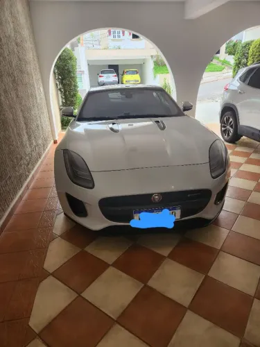 Jaguar F-Type 2.0 R-dynamic Coupe 300cv Aut. 2019
