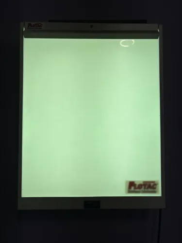 Negatoscópio Médico/Odontológico Flotac - Parede