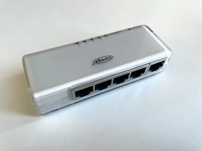 Switch de Rede 5 Portas Corega