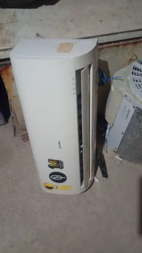 Ar-condicionado seme novo