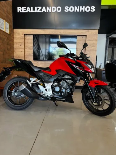 Honda CB 300F Twister 300 cc 