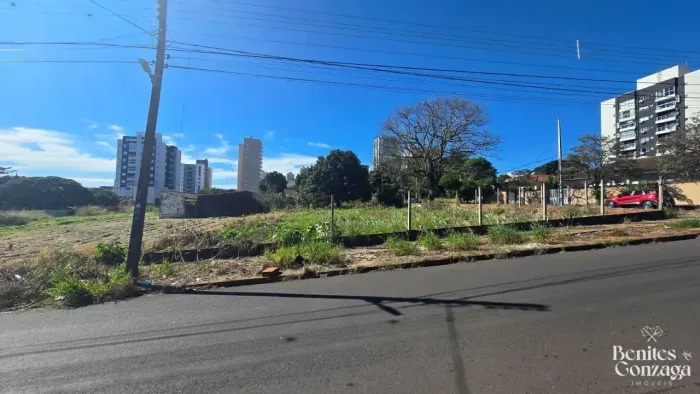 Excelente terreno à venda, subesquina, Jardim Aclimação, Maringá, PR