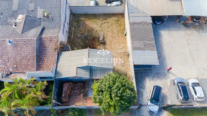 Terreno à venda no Áhu, Curitiba/ Mocellin Imóveis