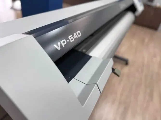 Roland VP-540 - Impressora e Recorte - 137cm - REVENDA AUTORIZADA ROLAND DG