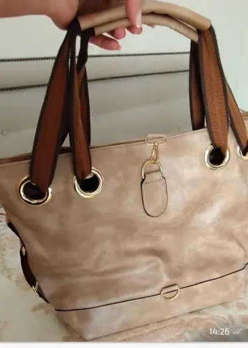 Bolsa Feminina Grande de Ombro / Transversal (Nova com Etiqueta) - Bege