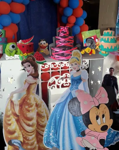 Acervo completo para decoração de festas infantil e pegue e monte