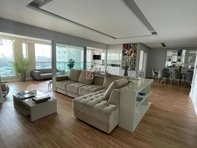 Apartamento de 284 m² com 4 Suítes e Quadra de Tênis no Jardim das Perdizes