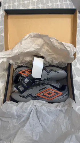 CHUTEIRA SOCIETY UMBRO PRISMA + JR CINZA