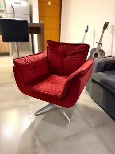 Poltrona Giratória Luxo Bordô Opala NOVA!